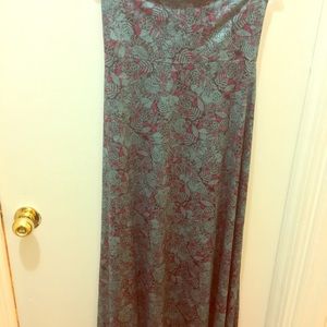 ***SO PRETTY*** Large Maxi skirt by LuLaRoe